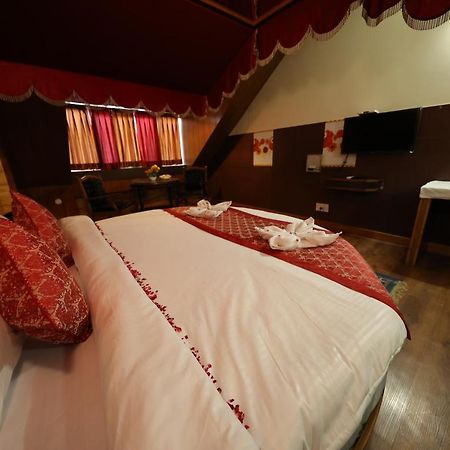 Hotel Yak Manāli Esterno foto