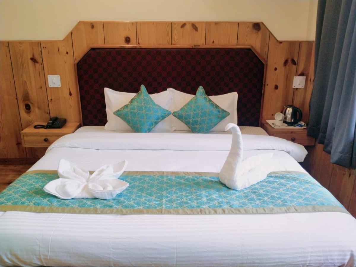 Hotel Yak Manāli Esterno foto