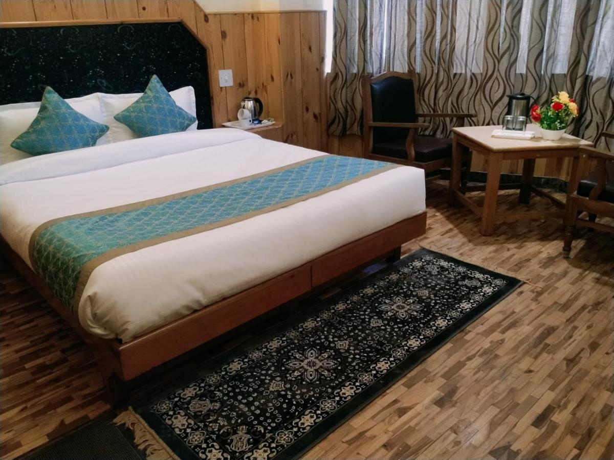 Hotel Yak Manāli Esterno foto