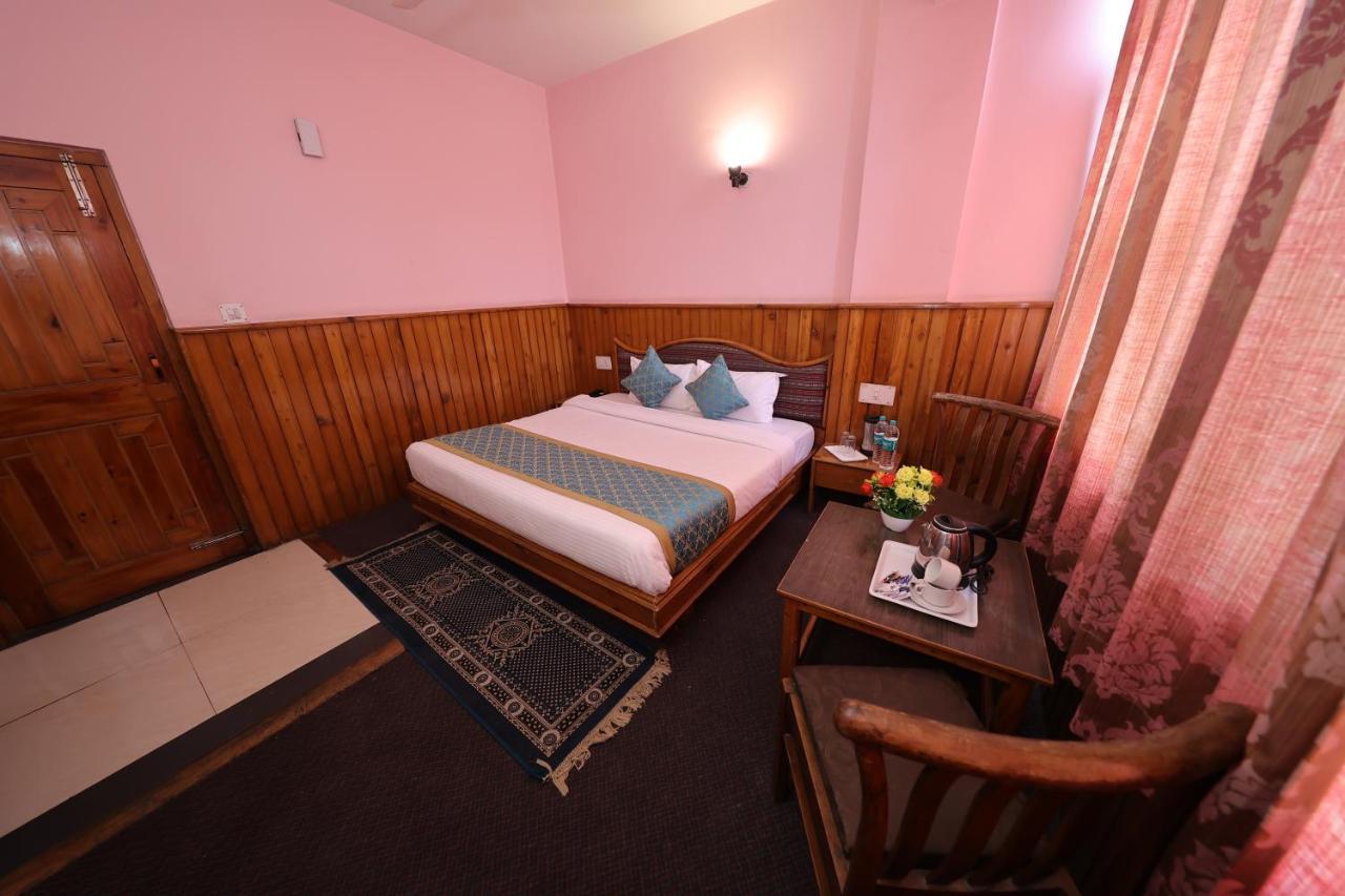 Hotel Yak Manāli Esterno foto