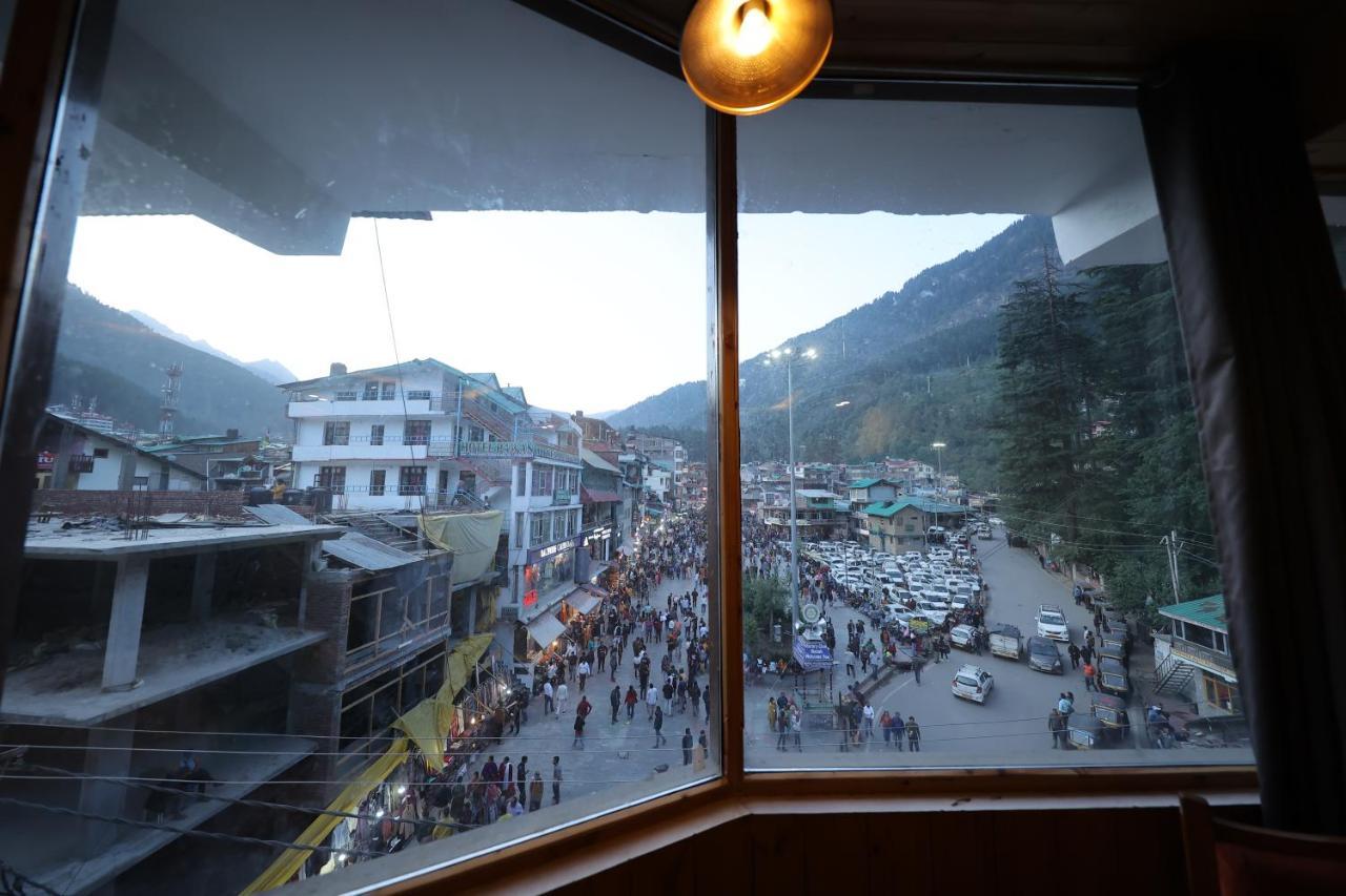 Hotel Yak Manāli Esterno foto