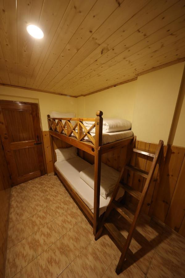 Hotel Yak Manāli Esterno foto