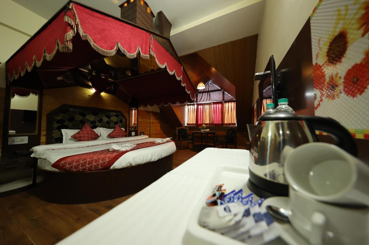 Hotel Yak Manāli Esterno foto
